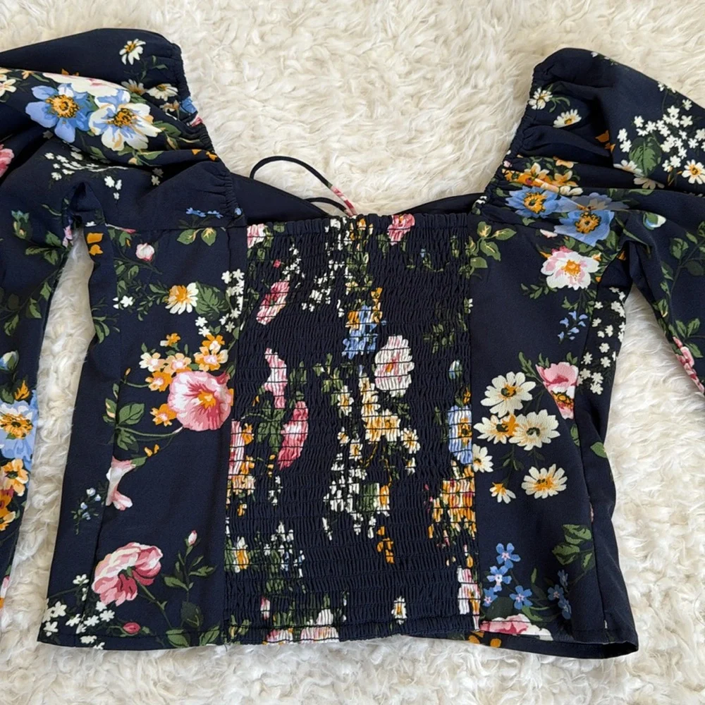 Abercrombie Floral Long Sleeve Top - Picture 4 of 4